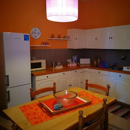 Lejlighed Apartment *